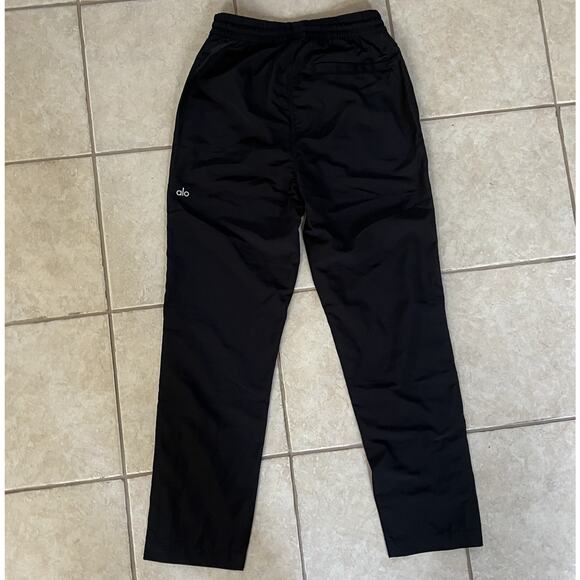 ALO Yoga Courtside Tearaway Side Snap Button Pant Women’s Size XS Triple Black - Picture 9 of 15